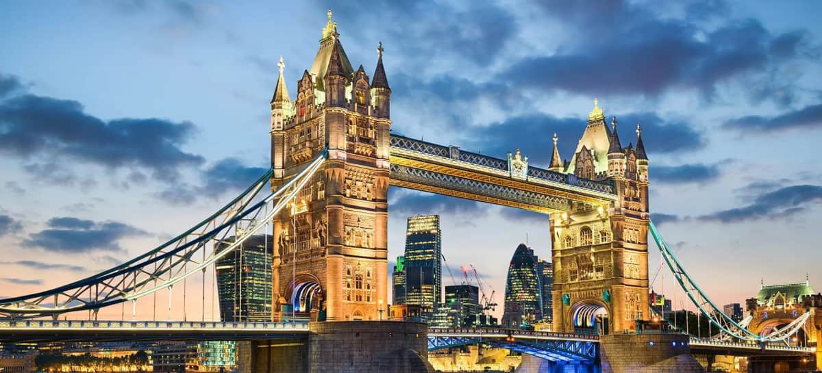 Pandemic Sparks Property Auction Boom