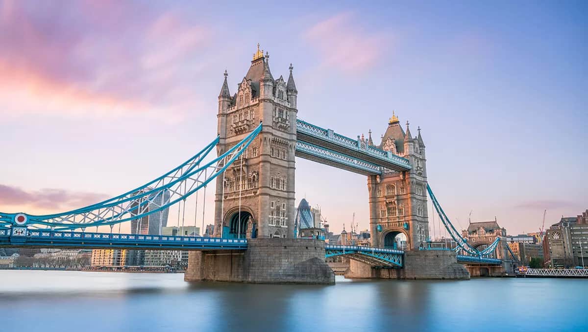 Hot Topic Bridging Finance Grows In Popularity As Buyers Look For Quick Solutions